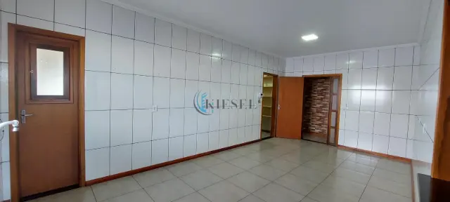 Apartamento com 2 quartos em Centro