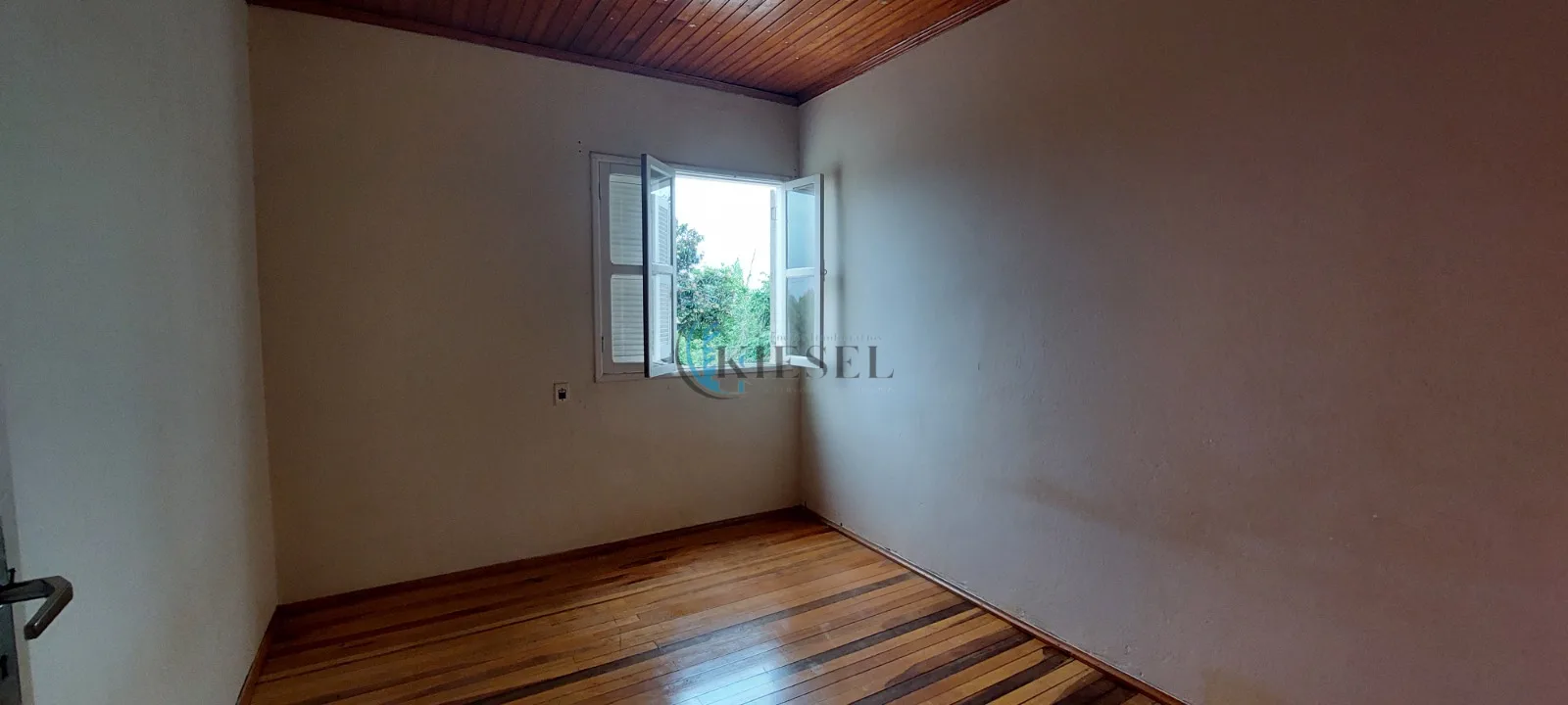 Casa com 3 quartos, foto 5 de 7