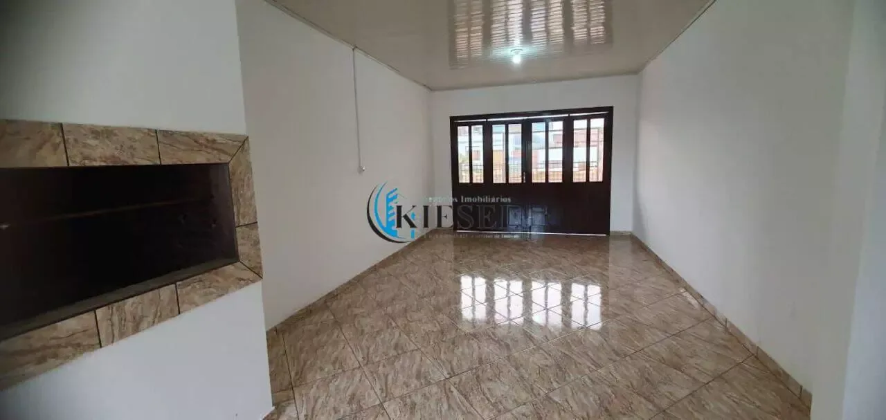 Casa com 3 quartos, 135 m², foto 7 de 8