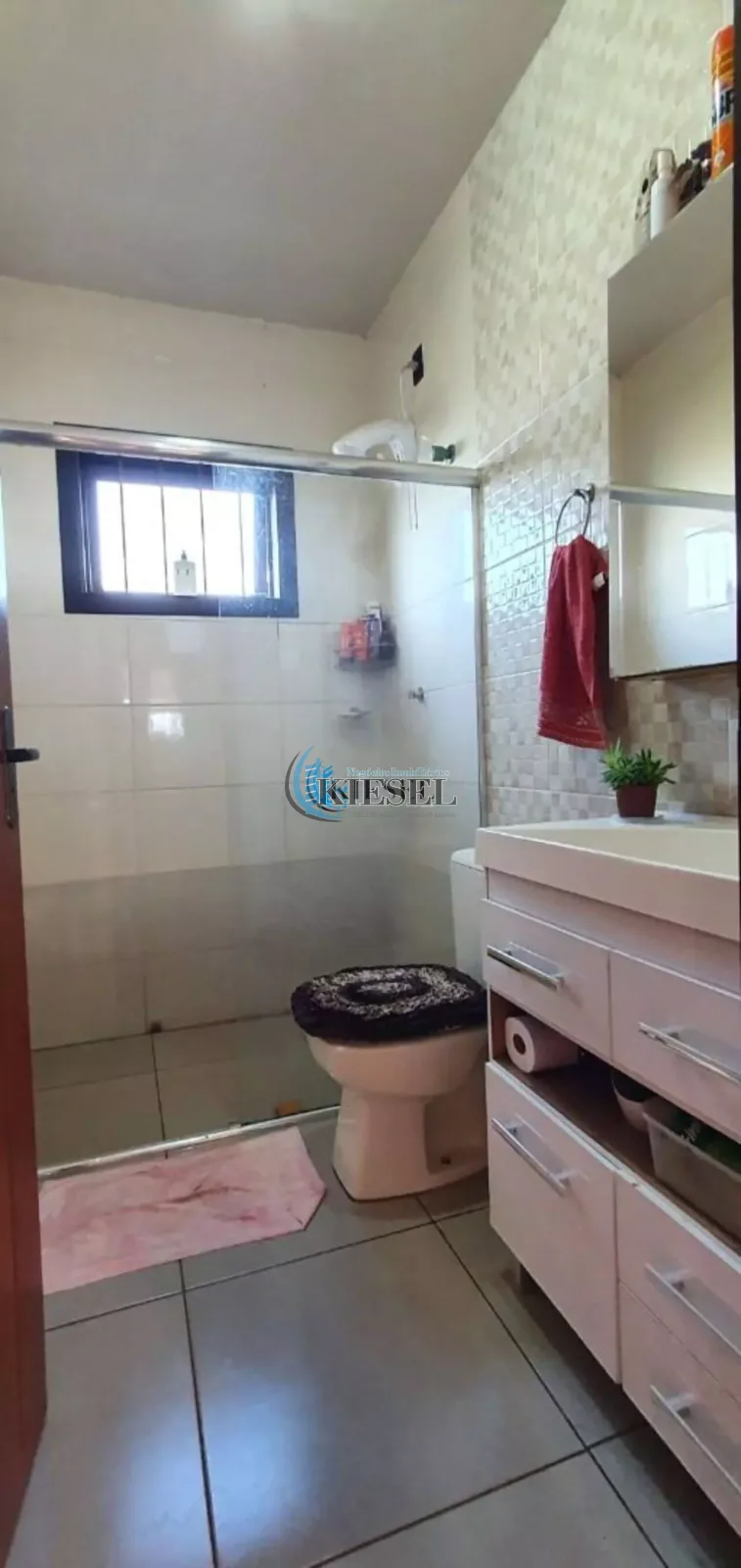 Casa com 3 quartos, 374 m², foto 10 de 10